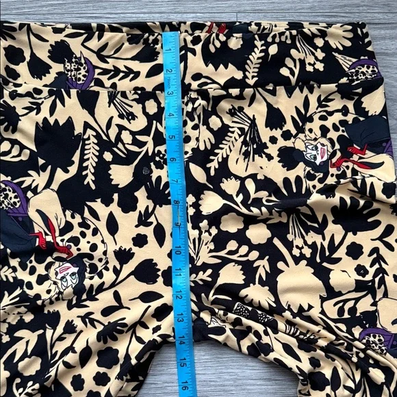 LuLaRoe Black and Cream Cruella De Vil Pattern Leggings - Picture 6 of 7